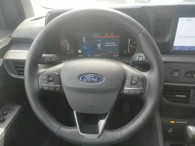 Ford Tourneo Courier 1.0 ecoboost 125ch s&amp;s titanium powershift — photo 8
