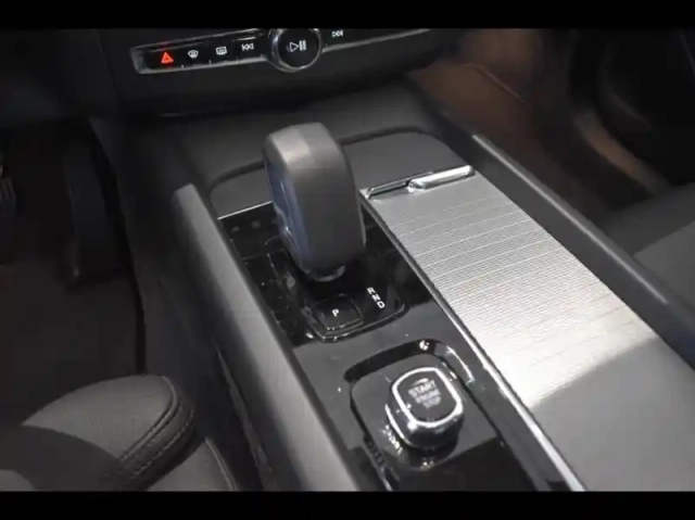 Volvo Xc60 t6 awd 253 + 145ch plus style dark geartronic — photo 30