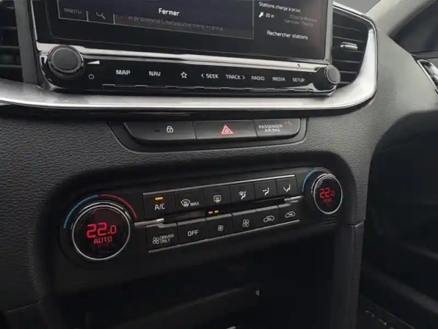 Kia Xceed 1.6 gdi 141 ch phev lounge dct6 — photo 16