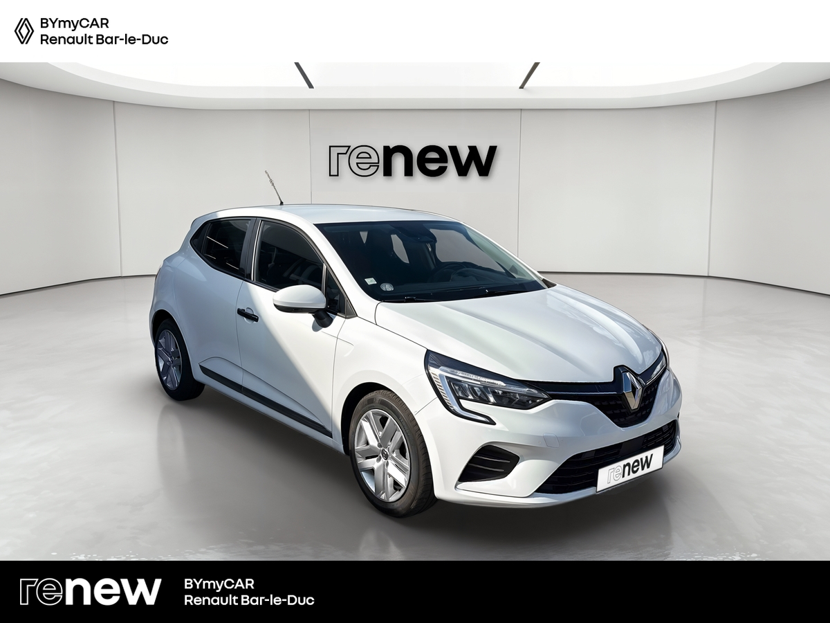 Renault Clio E-Tech 140 - 21 — photo 7