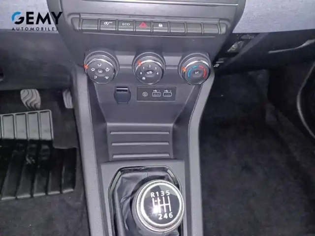 Renault Clio eco-g 100 ch gsr2 — photo 29