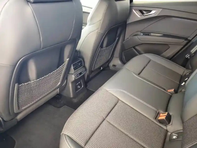 Audi Q4 E-Tron 45 285 ch 82 kwh — photo 7