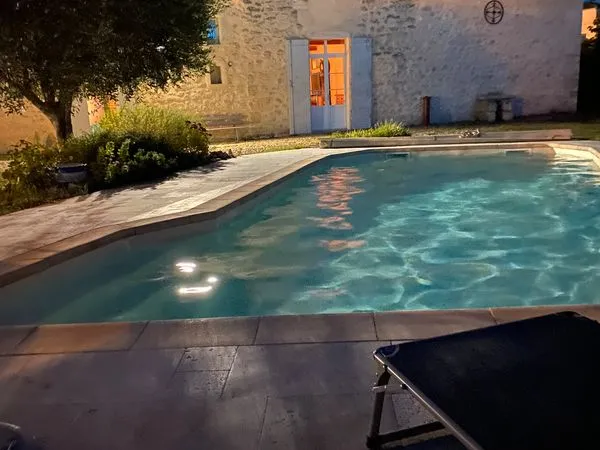 Belle maison en pierre