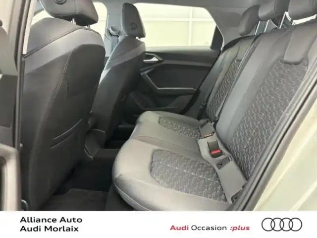 Audi A1 sportback 25 tfsi 95ch design s tronic 7 — photo 14