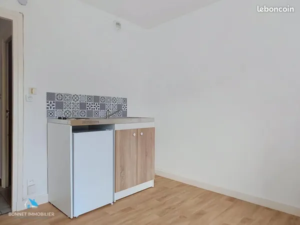 Studio 1 pièce 15 m²