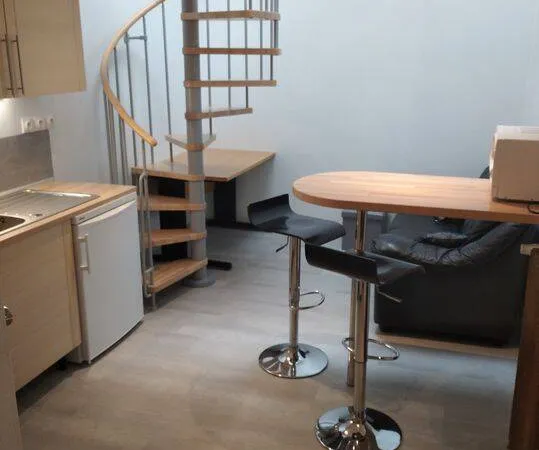 Studio 1 pièce 25 m²