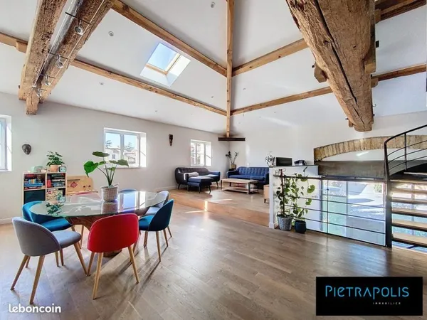 Appartement 7 pièces 179 m²