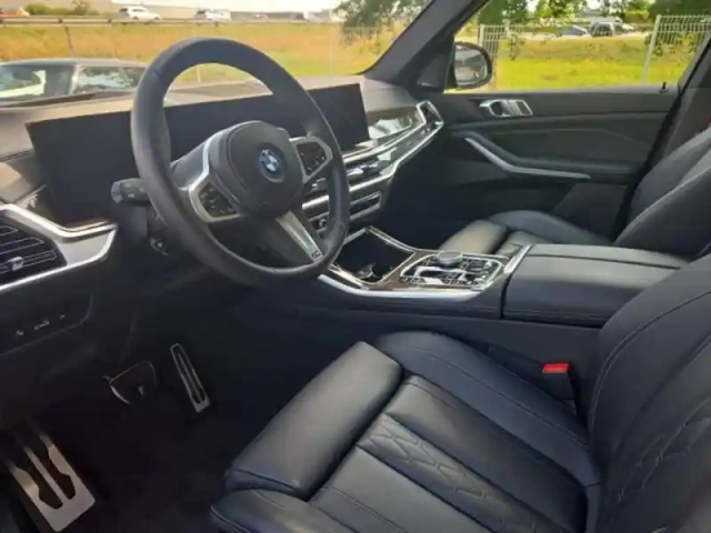 Bmw X5 xdrive50e 489ch m sport — photo 4