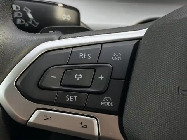 Volkswagen Golf 1.5 ehybrid 204ch vw edition dsg6 — photo 30