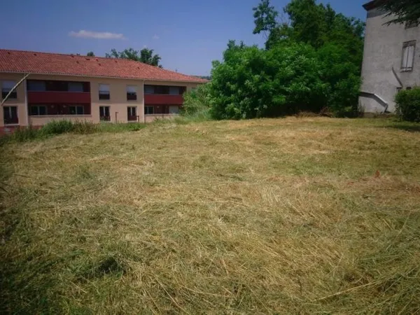 Terrain plat à bâtir