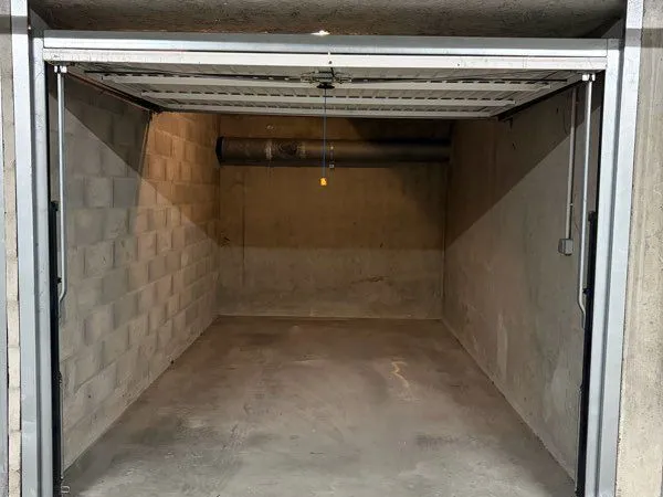 Location garage fermé Vaise