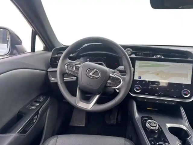 Lexus Rz 450e luxe — photo 12