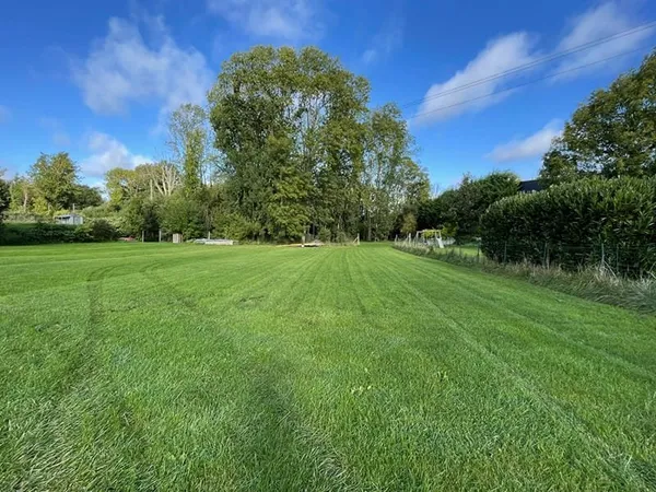 Terrain Epernon 3900 m2