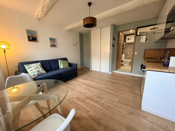 Studio meublé - Aix en Provence - avec climatisation et internet