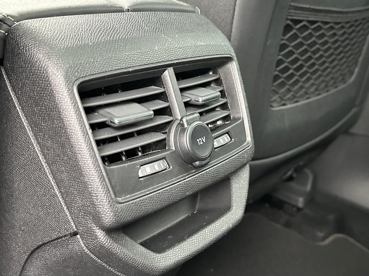 Peugeot 3008 puretech 130ch s&s eat8 gt — photo 36
