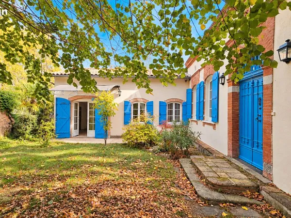Maison 8 pièces 276 m²