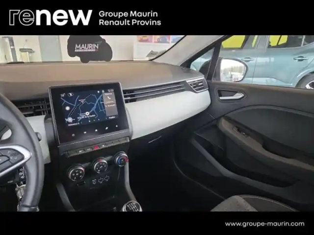 Renault Clio 1.0 tce 90ch evolution — photo 15