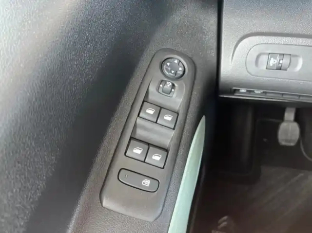 Citroën Berlingo xl bluehdi 130ch s&amp;s shine 7 places — photo 6