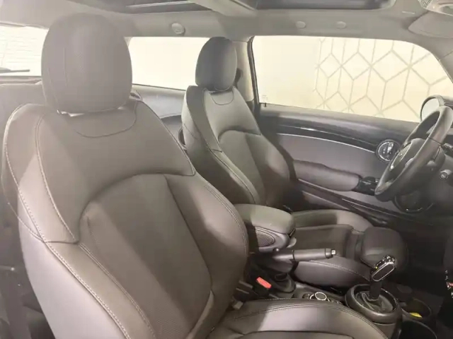 Mini Mini hatch 3 portes cooper 136 ch dkg7 — photo 15