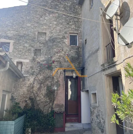 Maison de village 8 pièces 145 m²