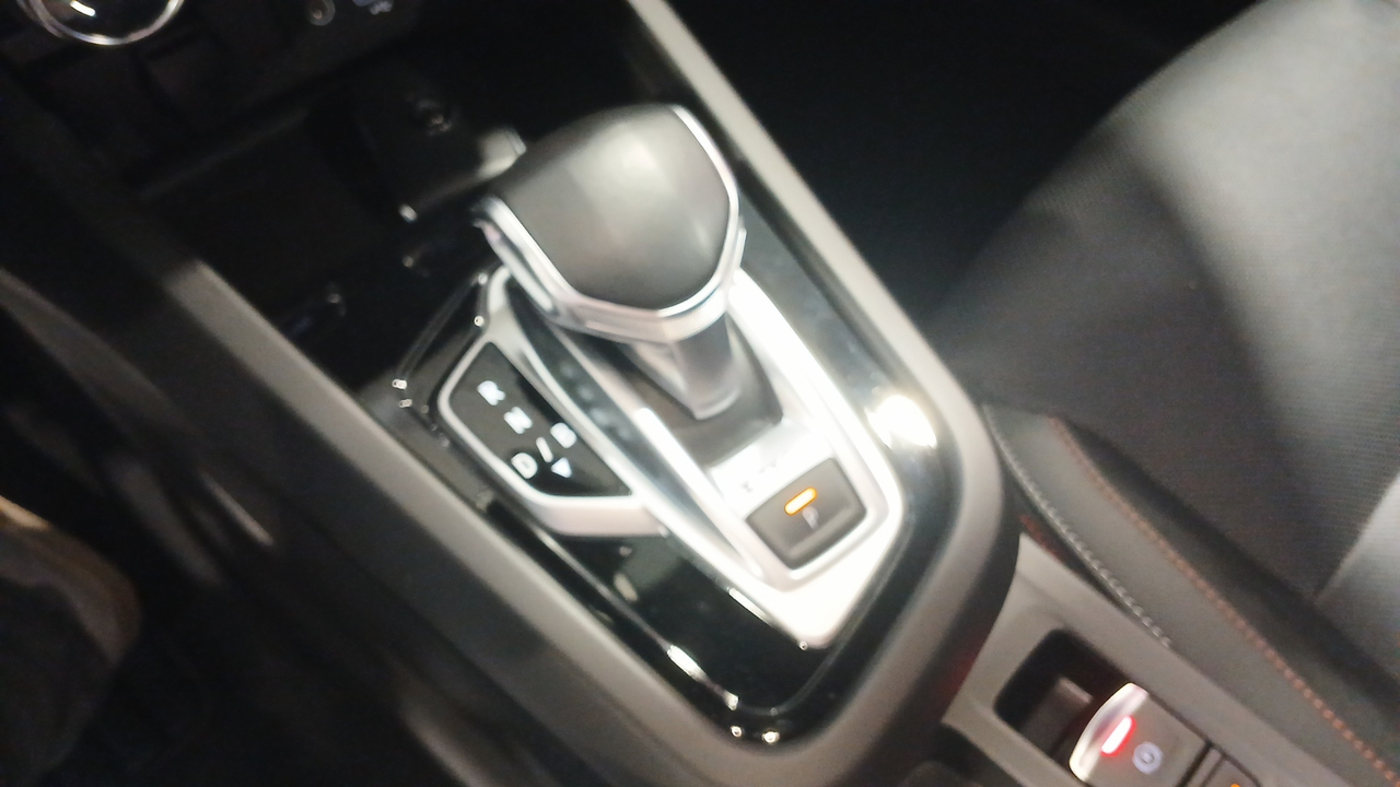 Renault Arkana E-Tech 145 - 21B — photo 19