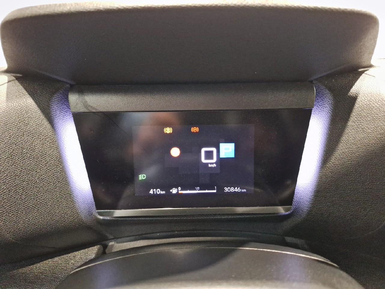 Citroën C4 bluehdi 130 eat8 plus — photo 24