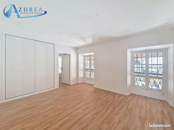 Bureaux 110 m² NICE
