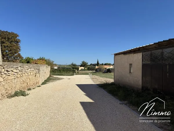 Terrain constructible au coeur de Calvisson (30)