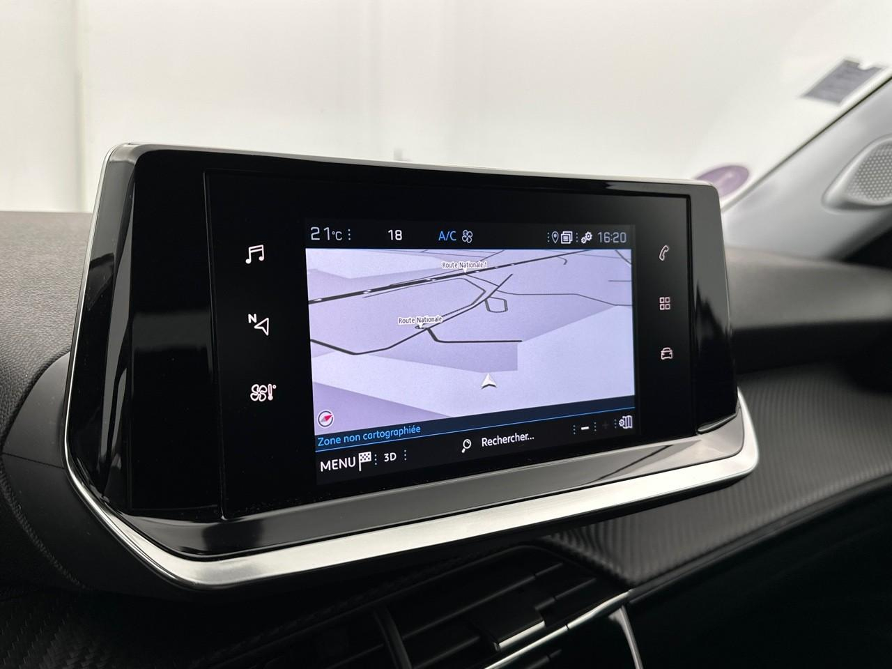Peugeot 2008 puretech 100 s&s bvm6 style — photo 11