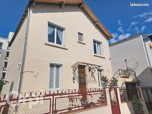 Maison 3 pièces 105 m²