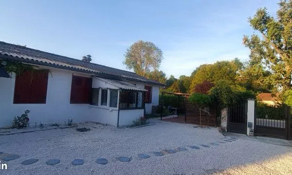 Maison 101 m2 jardin garage