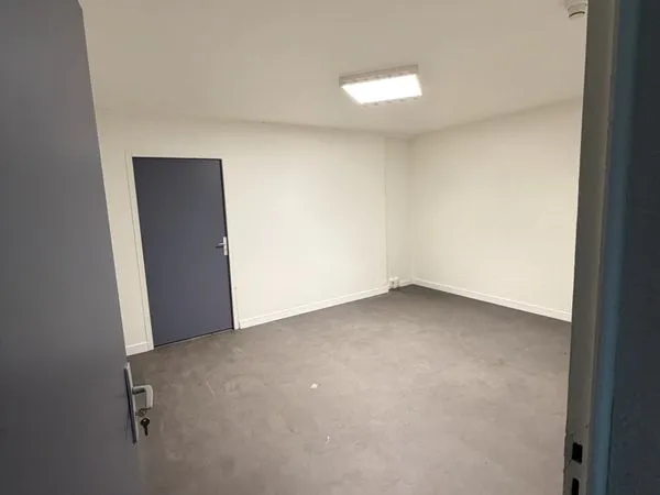 Bureaux 18 m carré à louer
