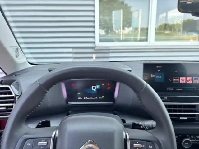 Citroën C4 puretech 130ch s&amp;s feel pack eat8 — photo 13
