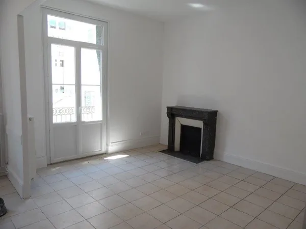 Appartement T2 à louer - 46M2 - VICHY