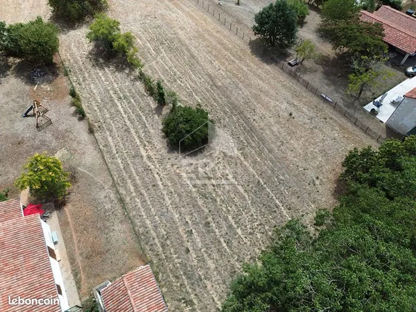 Terrain 1211 m² SAINT SORNIN