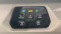Volkswagen Multivan 1.5 eHybrid 245ch Life Court DSG6 — photo 17