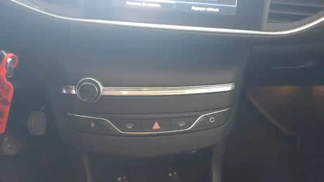 Peugeot 308 sw bluehdi 130ch s&amp;s bvm6 — photo 25