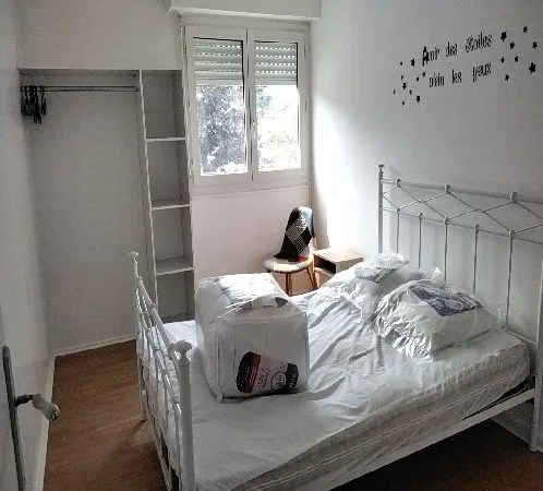 Cherche colocataire Limoges, eau chaude et chauffage inclus