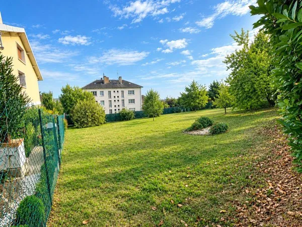 À VENDRE - TERRAINS CONSTRUCTIBLES DE 898m2 À SAVIGNY-SUR-ORGE (91600)