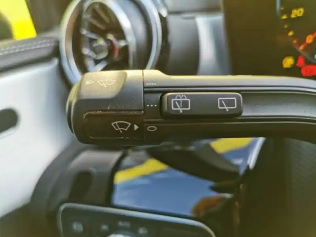 Mercedes Classe A 200 compacte amgline 163 ch 7g — photo 17