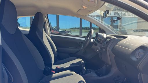 Peugeot 108 1.0 VTi 68 - Access – 2016 – 57871 km – Essence – Boîte Manuelle — photo 12