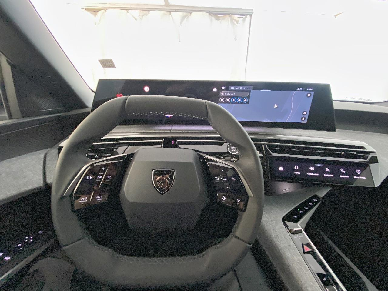 Peugeot 5008 hybrid 145 ch e-dcs6 allure — photo 12