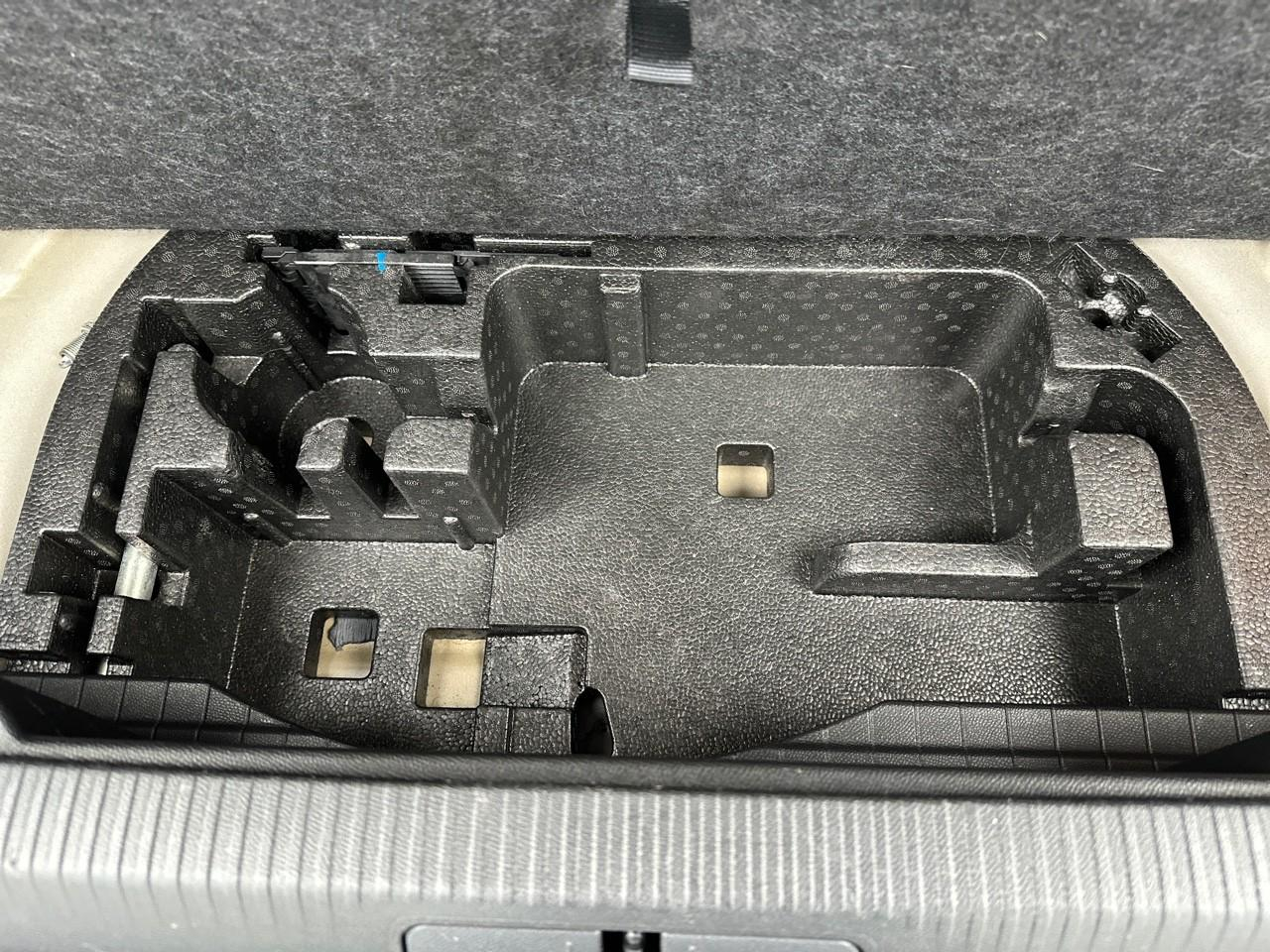 Peugeot 2008 electrique 136 ch gt pack — photo 33