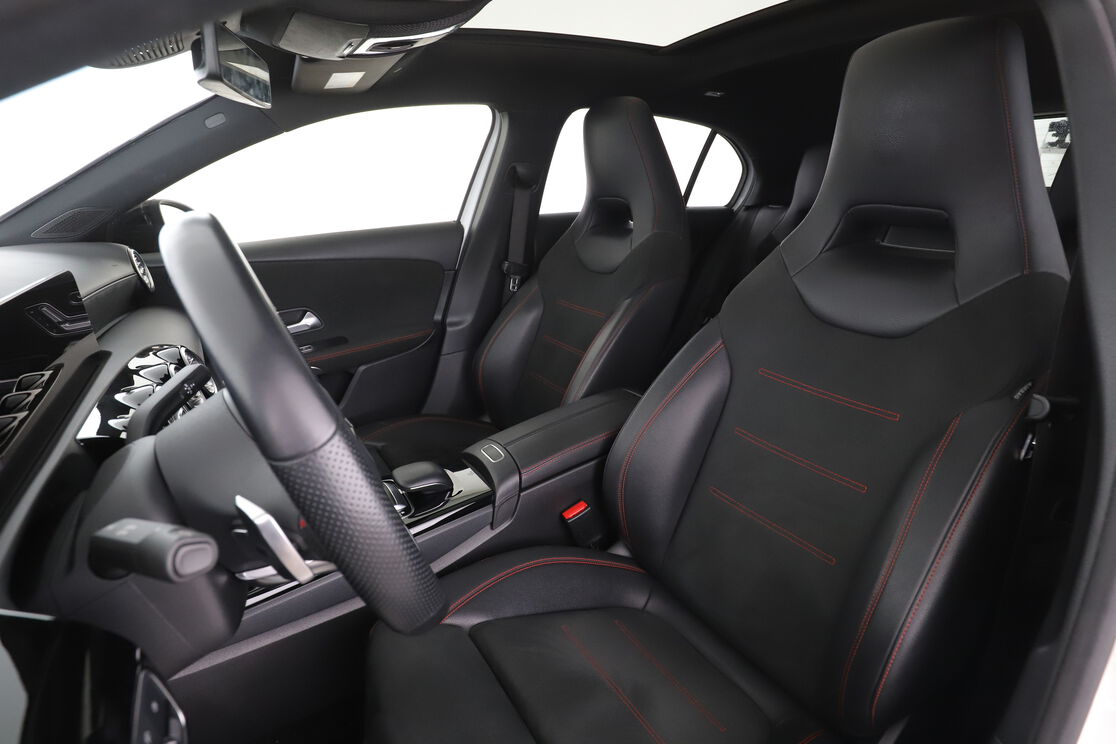 Mercedes-Benz Classe A 180 d AMG Line 7G-DCT — photo 9