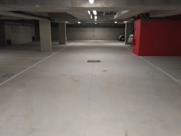 Location Place de Parking proche gare dans un immeuble récent