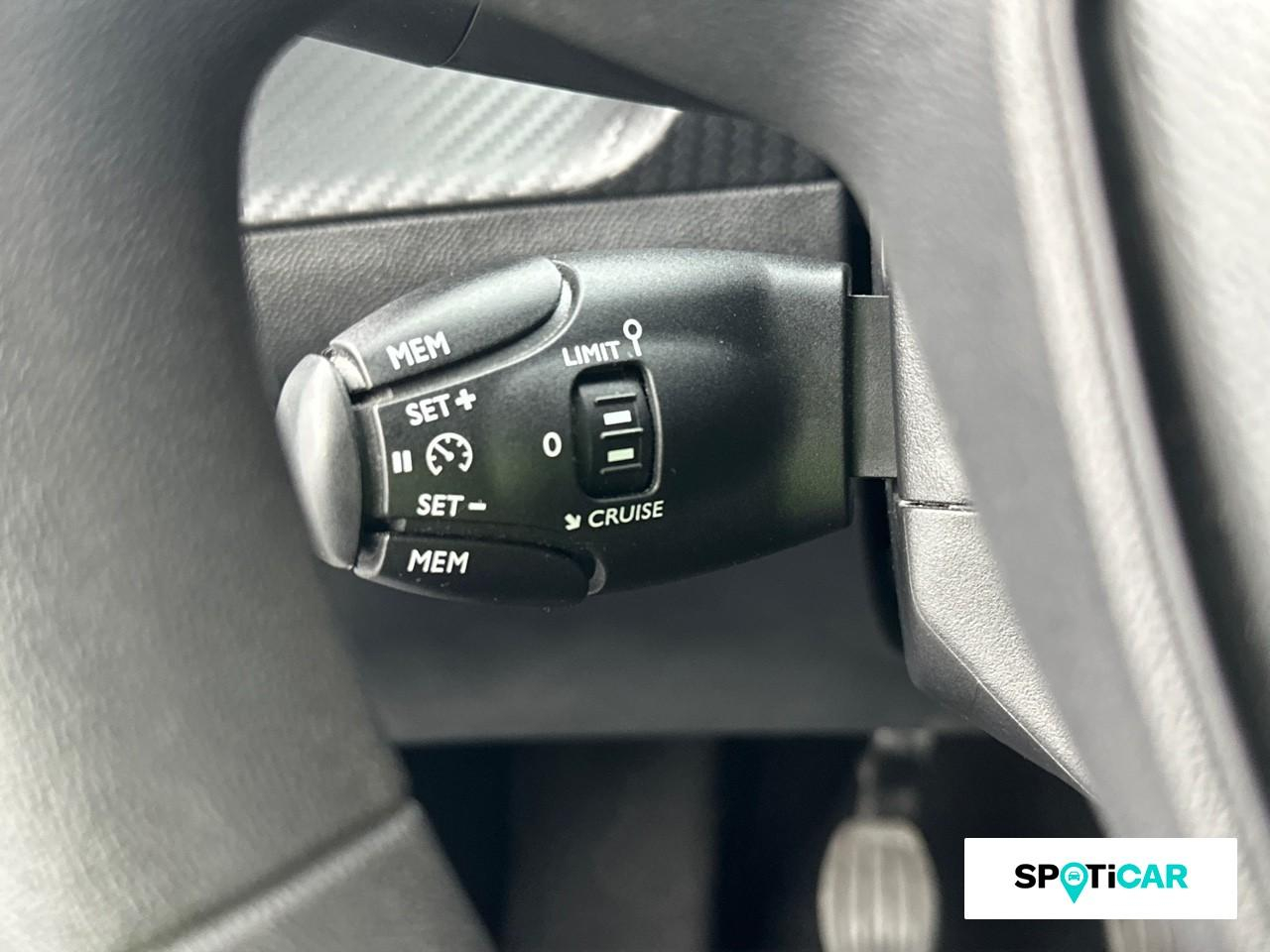 Peugeot 208 1.2 puretech 75ch s&s like — photo 16