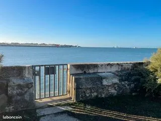 Appartement T2 de 45 m² avec vue mer, parking privé et cave - Résidence Le Richelieu La Rochelle - E