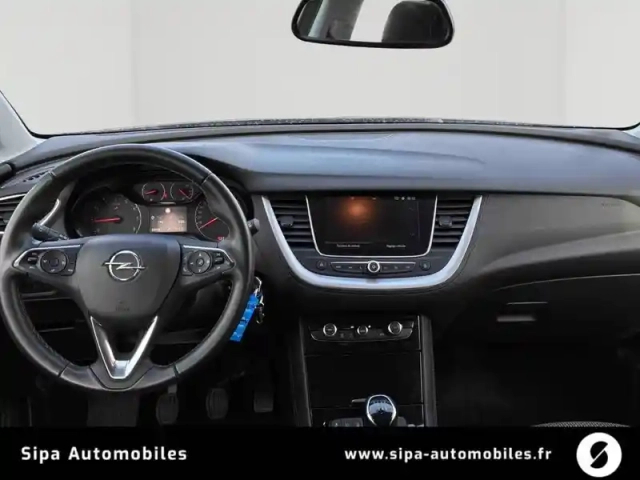 Opel Grandland X 1.2 turbo 130 ch — photo 15