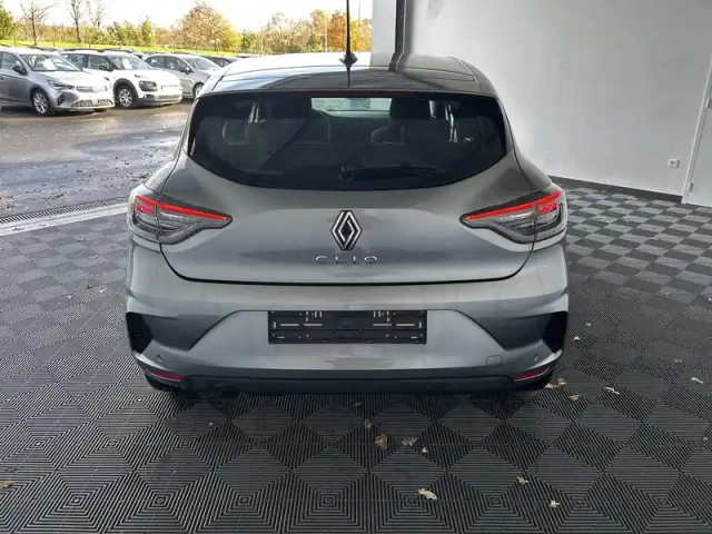 Renault Clio tce 90 ch gsr2 — photo 4