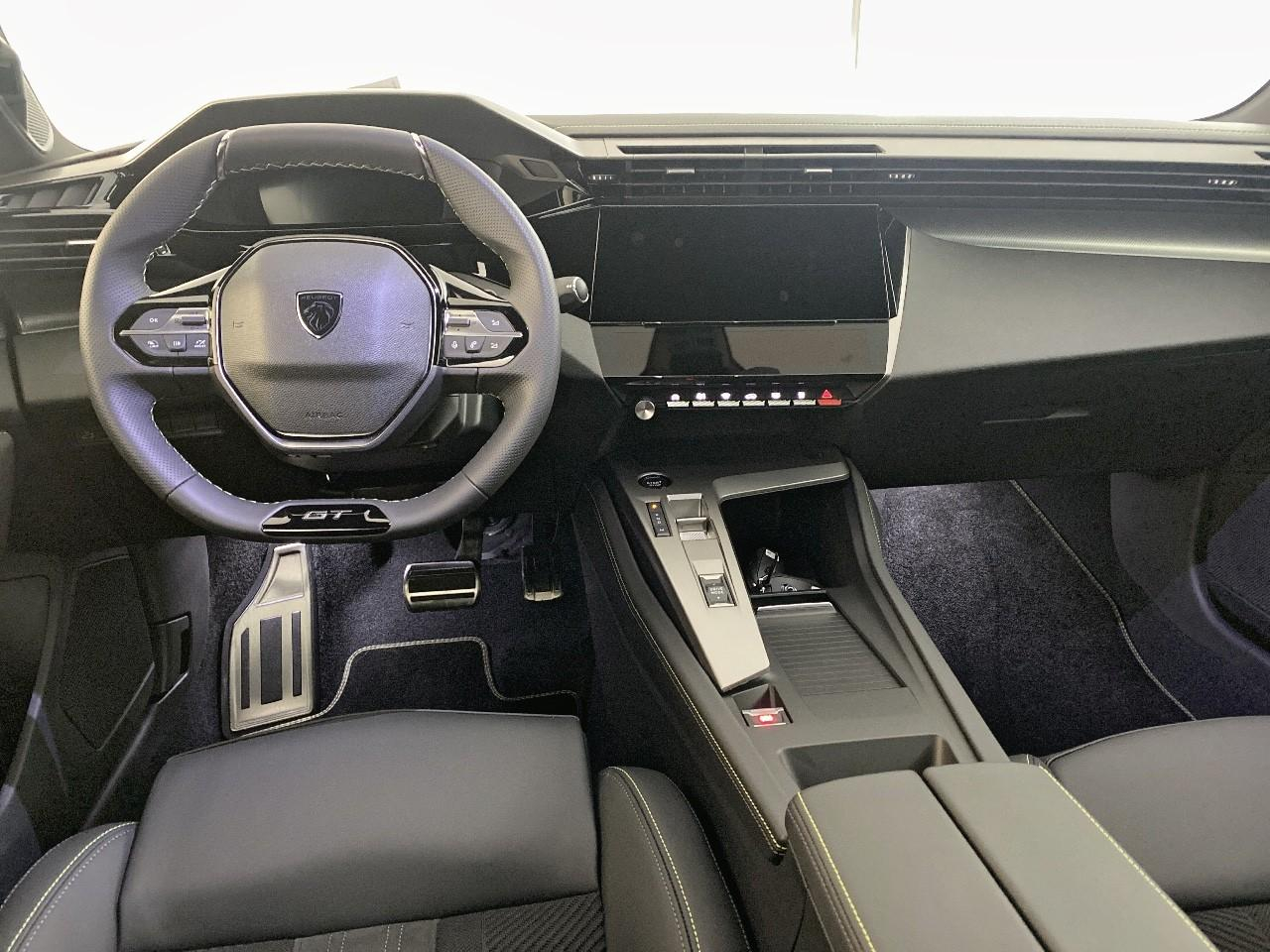 Peugeot 408 hybrid 145 e-dcs6 gt — photo 8